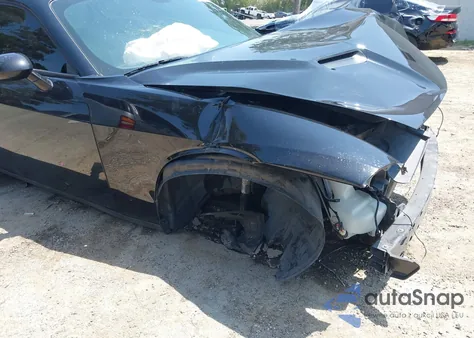 2019 Dodge Challenger Sxt z USA, uszkodzony, nr VIN 2C3CDZAG2KH557383